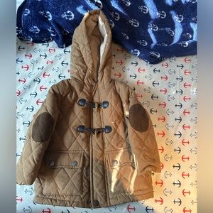 Perry Ellis toggle boy’s jacket with hood size 18 months excellent condition.